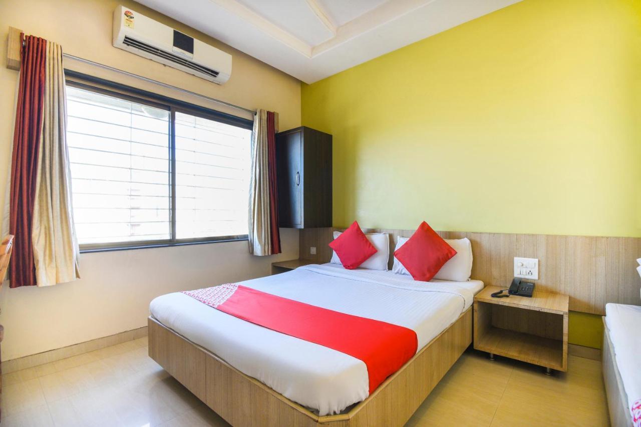 Sai Palkhi Hotel Shirdi Exterior photo
